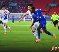 haha体育平台-转折点武汉三镇再遭质疑,葡超冲刺阶段攻防权衡,球迷炸锅,控场能力受关注