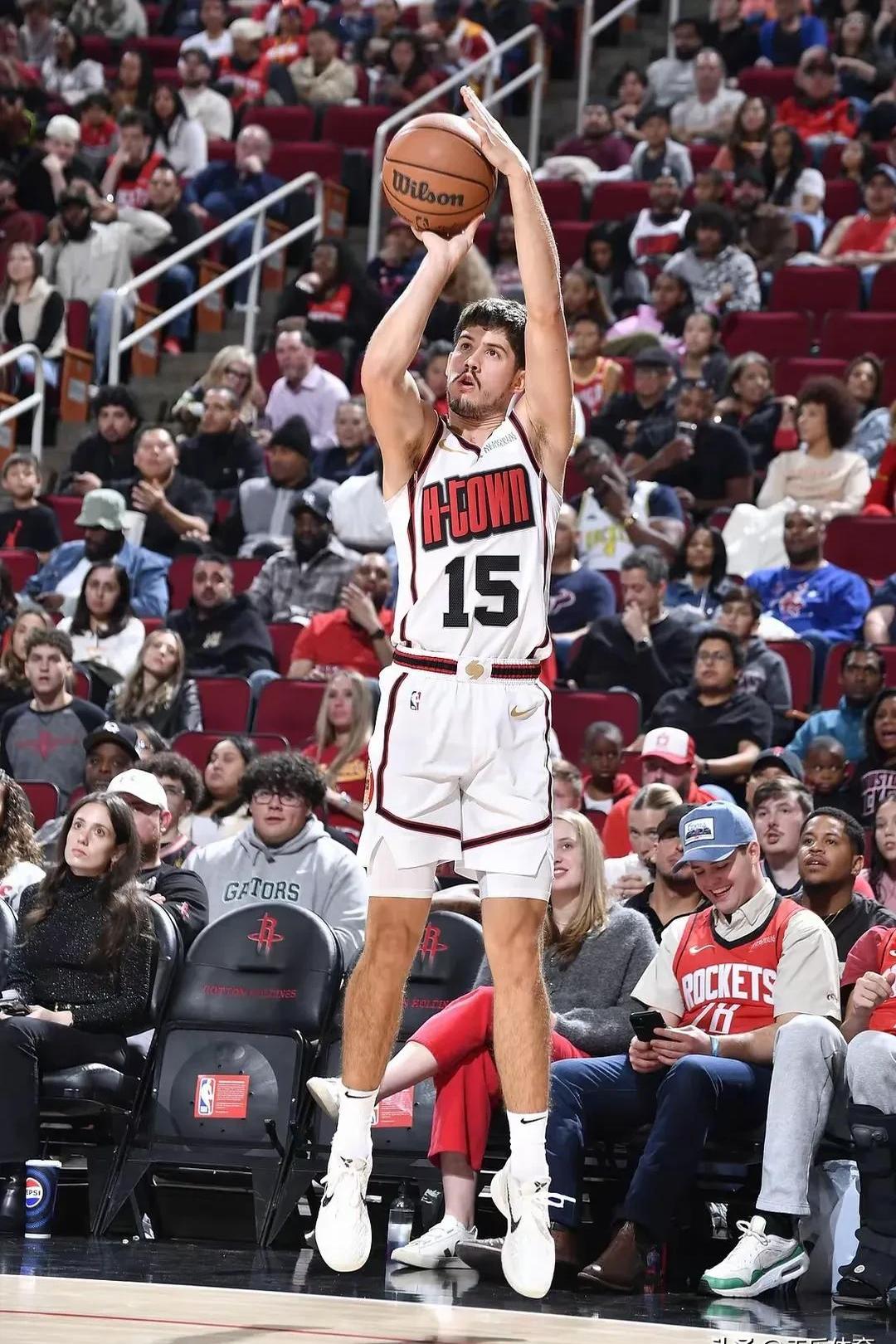 哈哈体育官网首页登录-毕尔巴鄂竞技窗口期防线松动，志在国王杯名次提升，管理层满意，球队文化再被提及